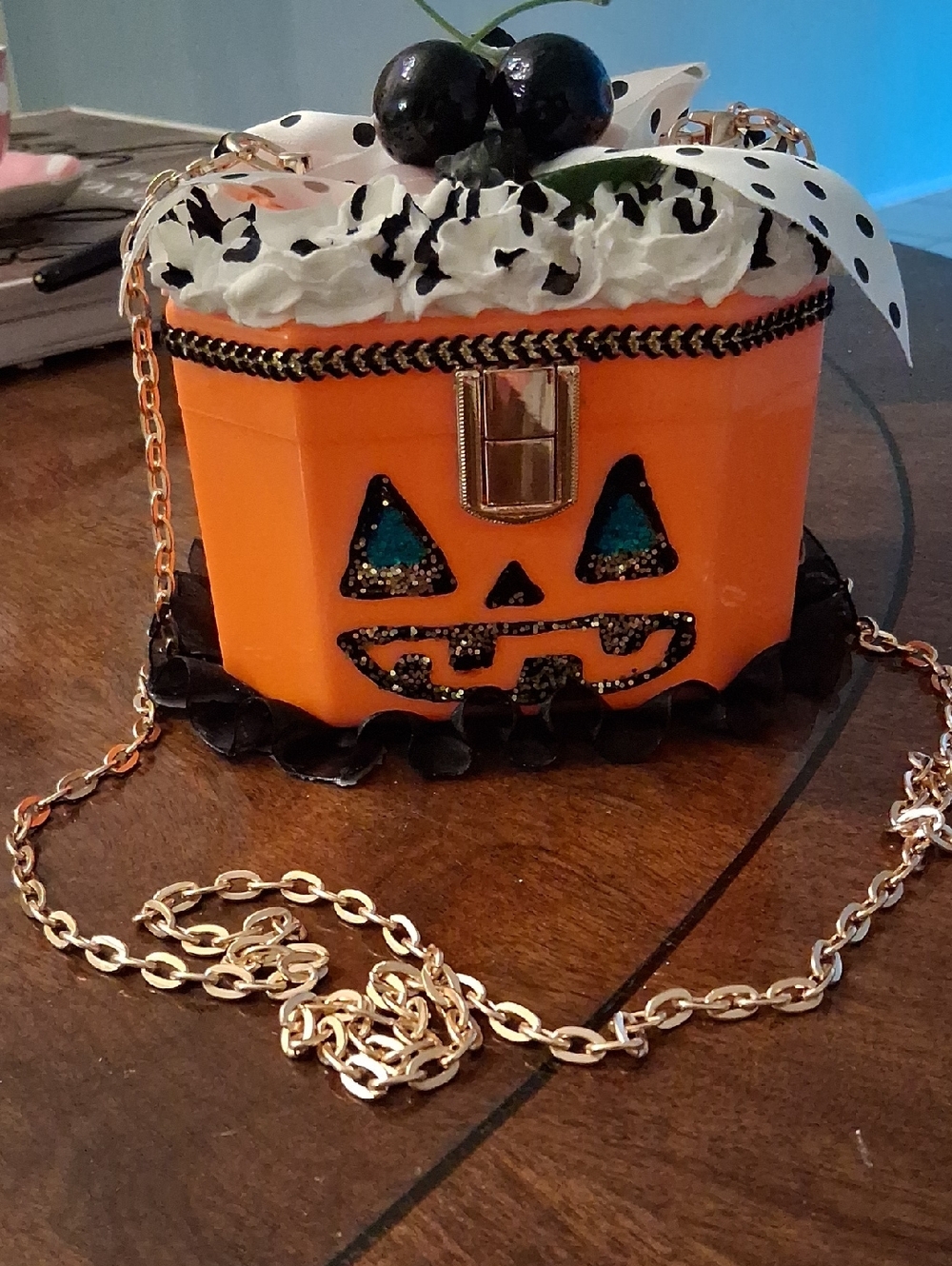 Halloween Pumpkin Box Purse in Bright Orange with Gold Chain